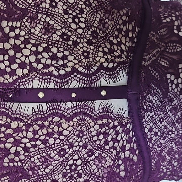 Victoria's Secret Very Sexy Unlined Plunge High Neck Purple Lace Bra 36DD NWOT - Picture 2 of 8